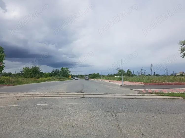 Teren de 5000 mp, în Splaiul Unirii
