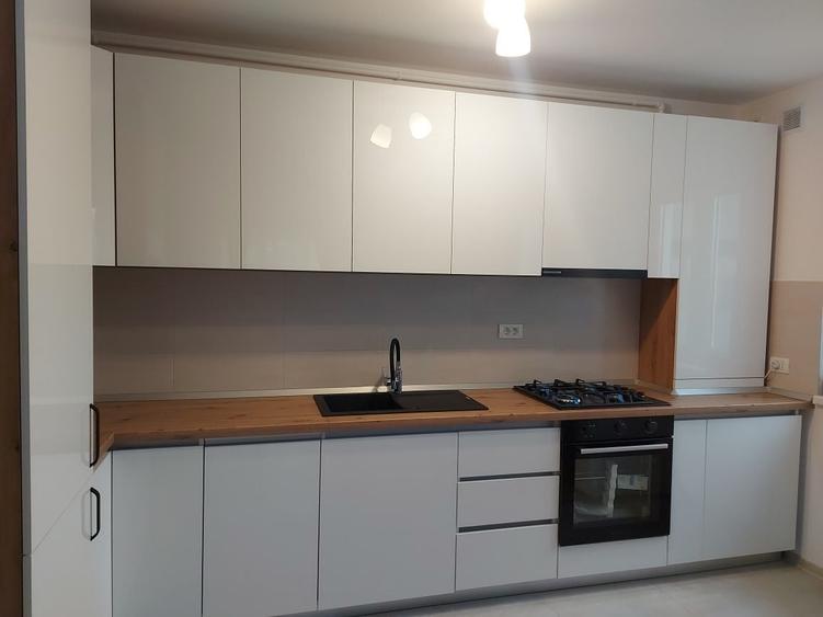Apartament cu 2 camere în Tractorul