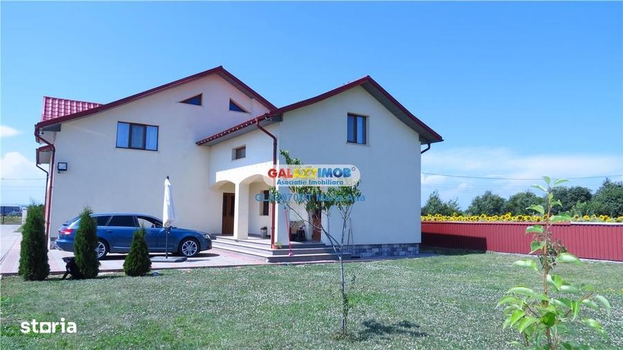 Oportunitate: CASA P+M, TEREN 10.000 mp.. Hutani Vladeni - 14