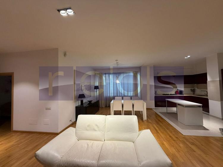 Apartament cu 3 camere semidecomandat, mobilat în Șoseaua Nordului