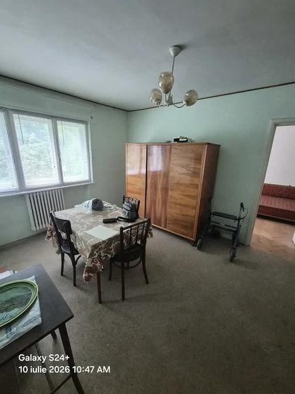 Apartament cu 2 camere nedecomandat în Ultracentral