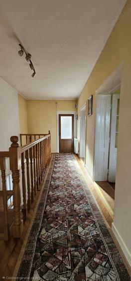 Casă cu 4 camere cu Teren 209 Mp în Central