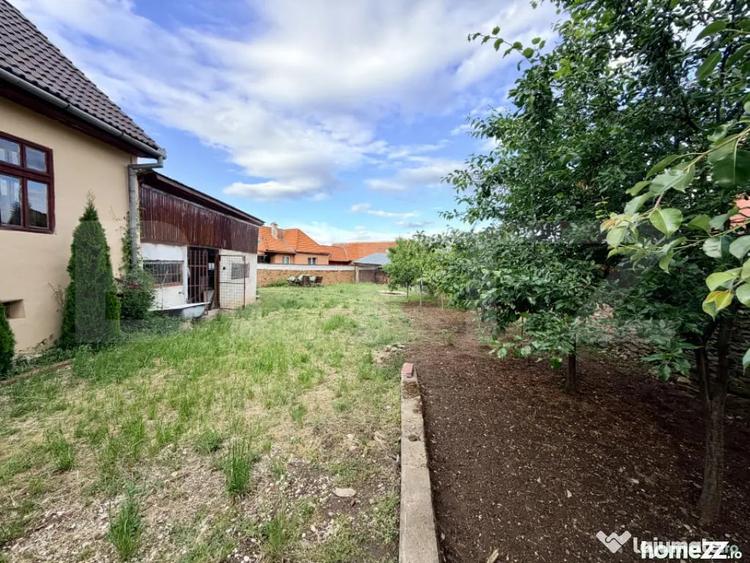Casă cu 2 camere cu Teren 500 Mp în Gârbova