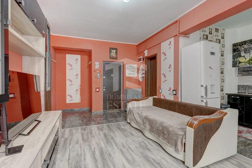 Apartament cu 2 camere semidecomandat în Rahova