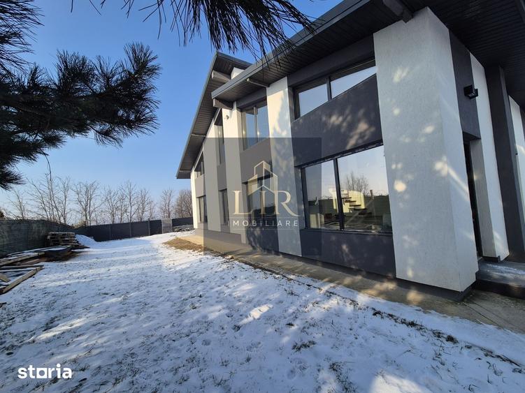 Casă cu 4 camere cu Teren 1500 Mp în Ciurea