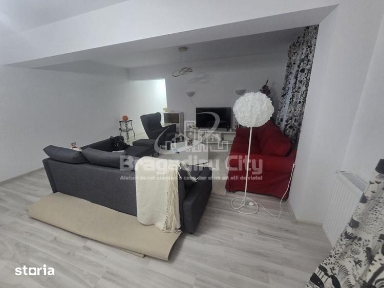 Apartament cu 4 camere în Central