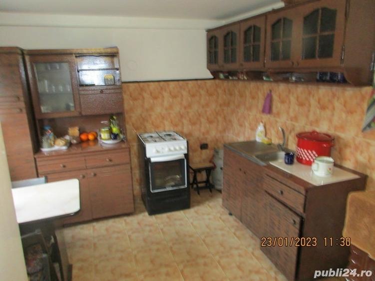 Casă cu 4 camere cu Teren 314 Mp în Central