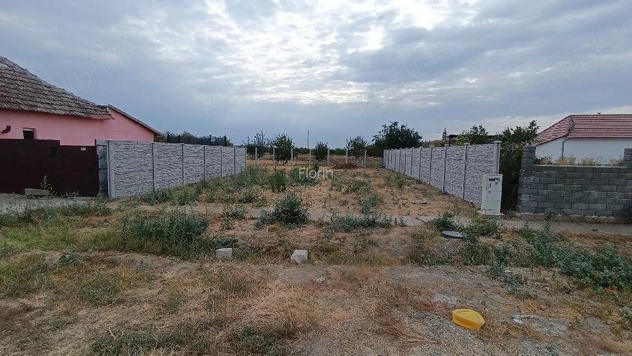 Teren de 724 mp, în Cenad