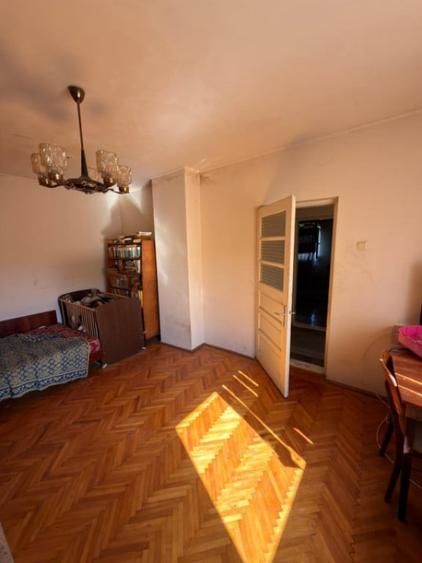 Casa P+1 de vanzare, 4 camere, aproape de centru, ideala - 5