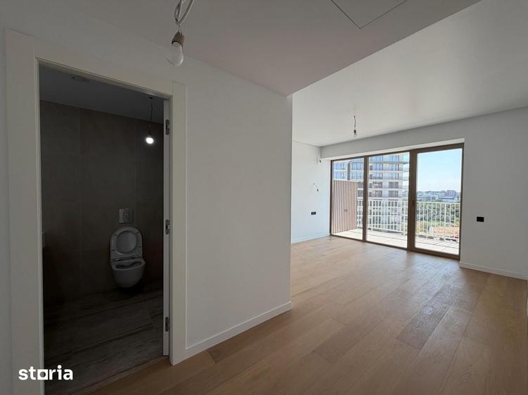 Apartament cu 4 camere decomandat în Pipera