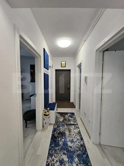 Apartament cu 3 camere decomandat, mobilat în Central