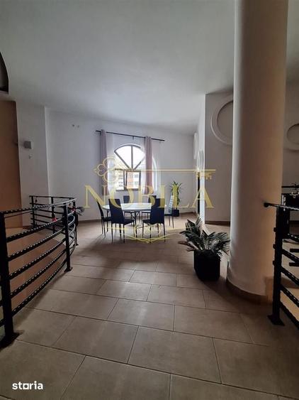 Spațiu comercial, de 984 mp, în Central