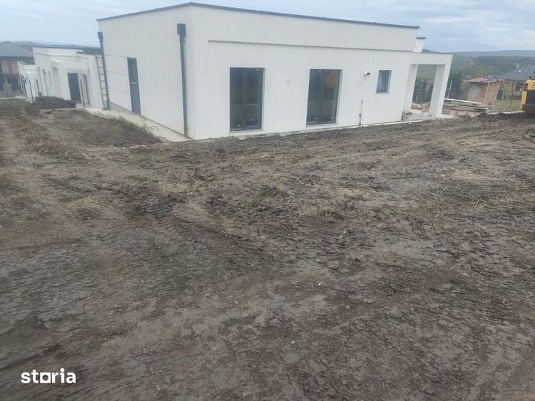 Casa individuala pe un singur nivel, partial finisata, Dezmir - 2