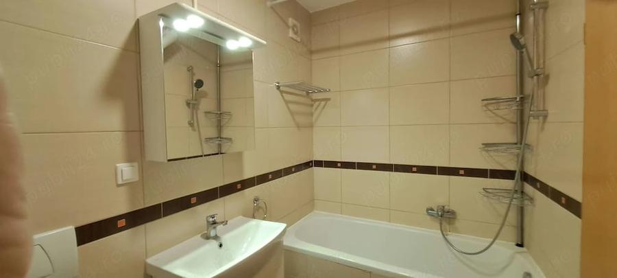 Apartament cu 3 camere decomandat în Avantgarden