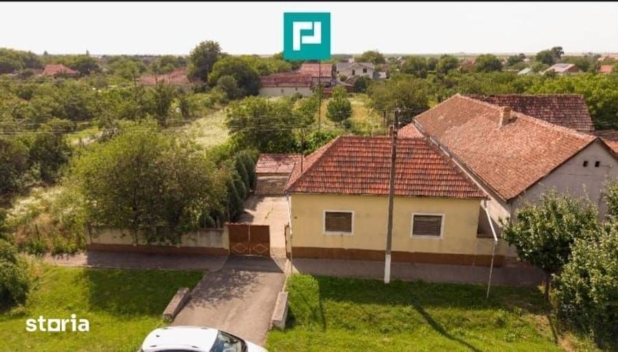 Casă cu 3 camere cu Teren 2078 Mp în Mașloc