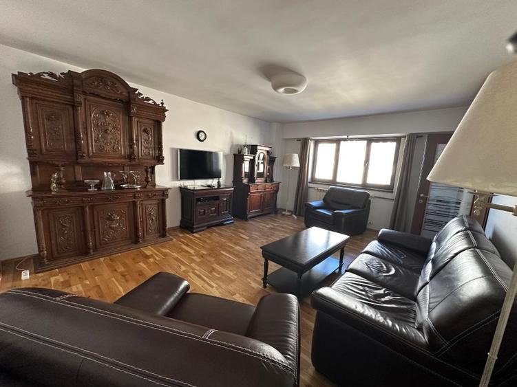 APARTAMENT 3 CAMERE 80MP 5/7 BL 1995 MONOLIT HOL H APROPRIERE METROU SCOALA  81 - 6
