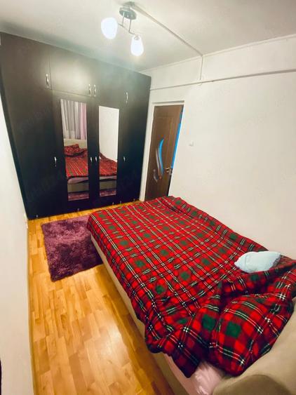 Apartament cu 2 camere semidecomandat în 1 Mai
