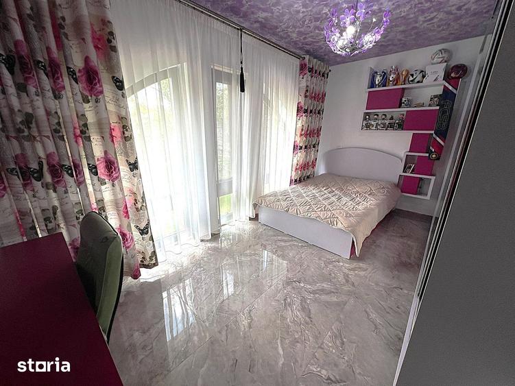 Casă cu 5 camere cu Teren 1700 Mp în Bucium