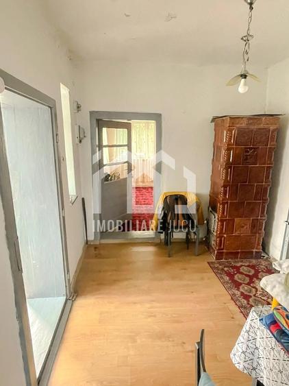 Casă cu Teren 902 Mp în Jucu