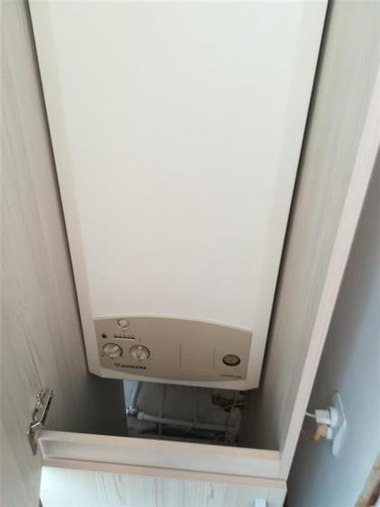 Apartament cu 3 camere decomandat în Ștefan cel Mare