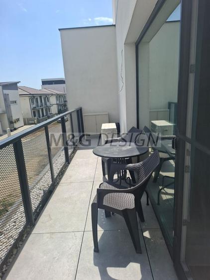 Apartament cu 2 camere semidecomandat, mobilat în Ghiroda