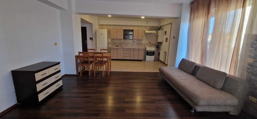 Apartament cu 2 camere decomandat în Sisești