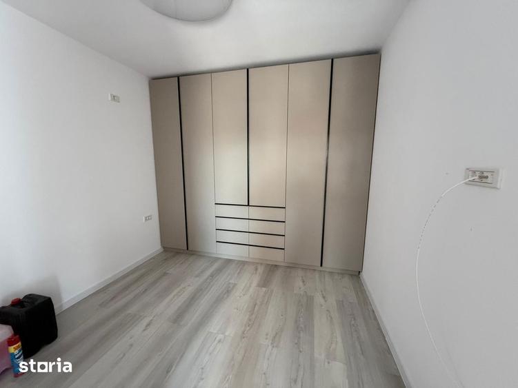 Casă cu 4 camere cu Teren 400 Mp în Ghencea