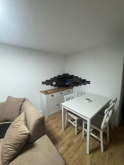 Casă cu 2 camere cu Teren 10 Mp în Exterior Vest