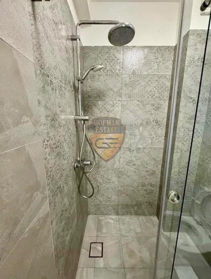 Apartament cu 2 camere semidecomandat, mobilat în Central
