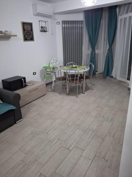 Apartament cu 2 camere decomandat, mobilat în Nord