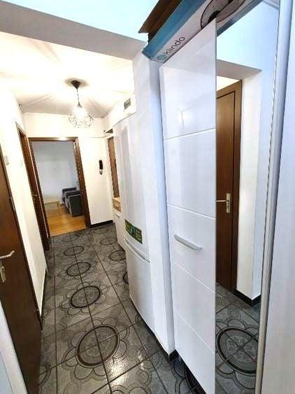 Apartament cu 2 camere decomandat în Colentina