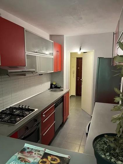 Apartament cu 2 camere | Proximitate metrou | Decomandat | Titan - 3