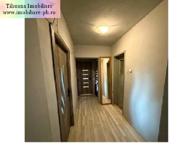 Apartament cu 3 camere decomandat în Republicii