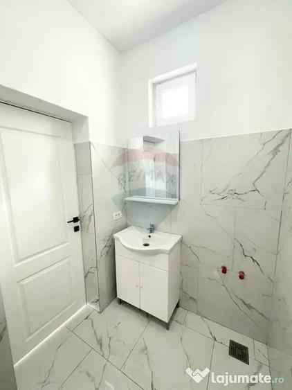 Spațiu comercial, de 50 mp, în Central