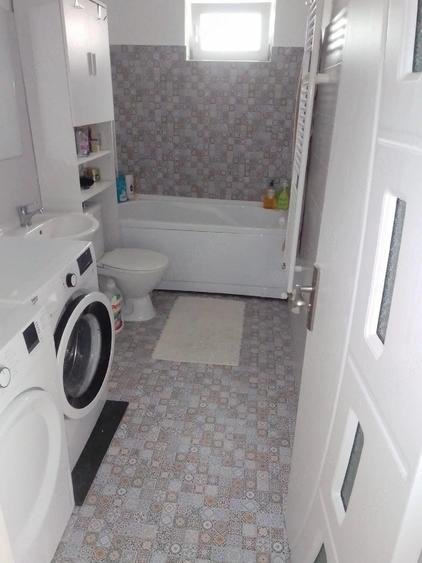 Casă cu Teren 245 Mp în Prundu