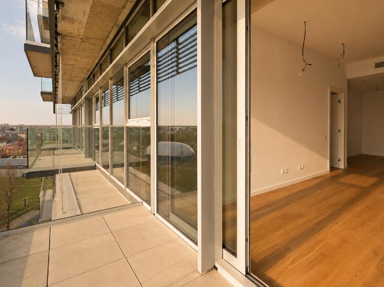 Apartament cu 2 camere decomandat în Aviației
