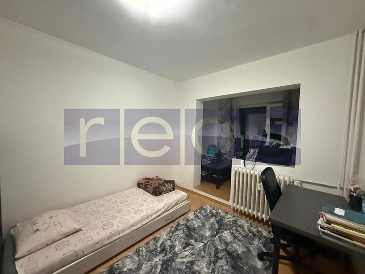 Apartament cu 3 camere decomandat în Beller