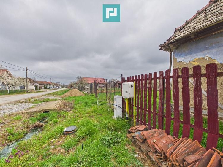 Teren Construcții intravilan de 2777 mp, în Felcheriu
