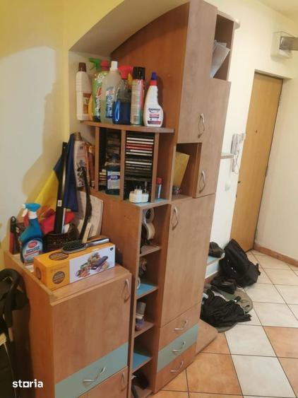 Apartament cu 3 camere decomandat, mobilat în Rahova
