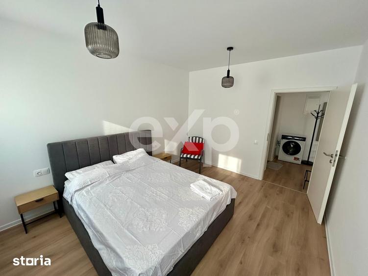 Apartament cu 3 camere decomandat, mobilat în Tractorul