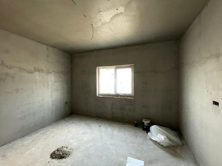 Duplex cu 3 camere cu Canalizare în Moșnița Nouă