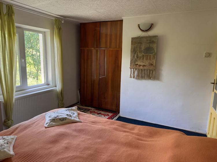 Casă individuală cu 4 camere cu Teren 3500 Mp în Lunca Gârtii