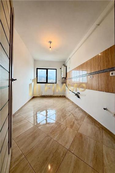 Apartament cu 3 camere decomandat în Ipotești