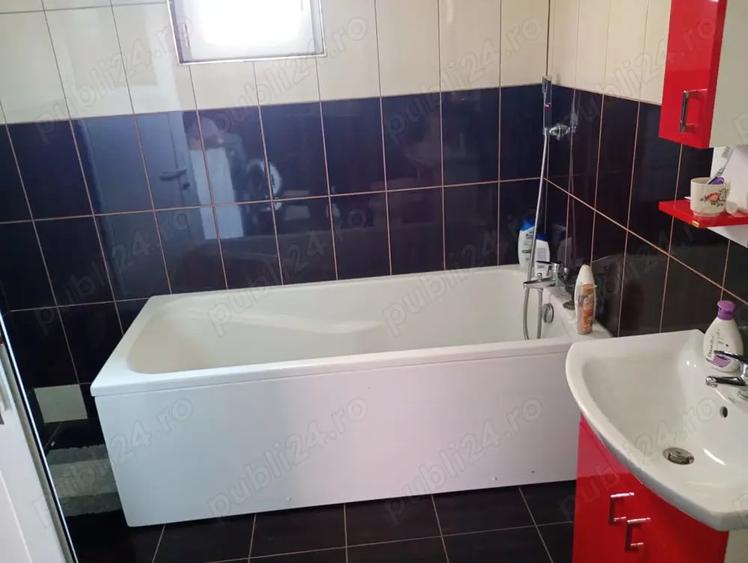 Casă cu 4 camere în Lugoj