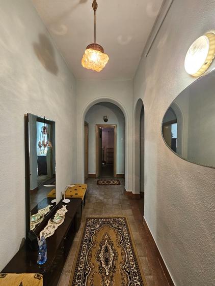 Apartament cu 2 camere decomandat în Drumul Taberei