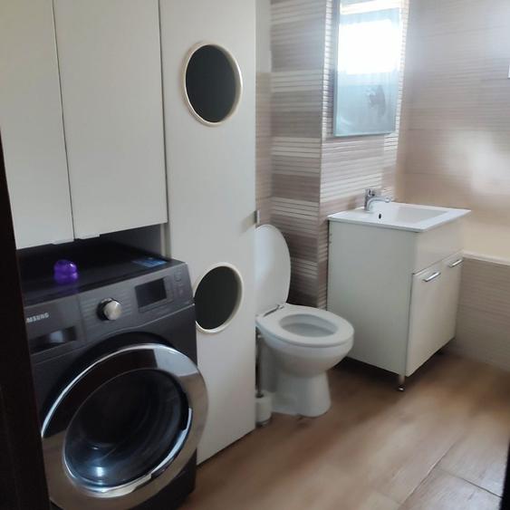 Apartament cu 3 camere decomandat în Crângași