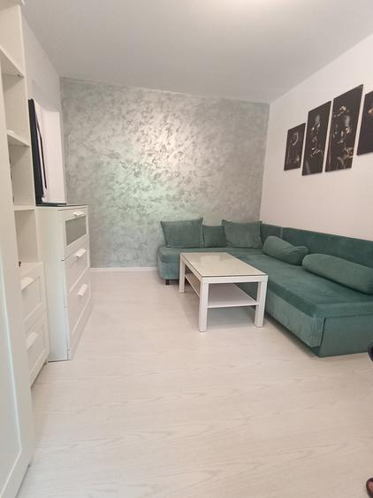 Apartament cu 2 camere semidecomandat în Tomis Nord