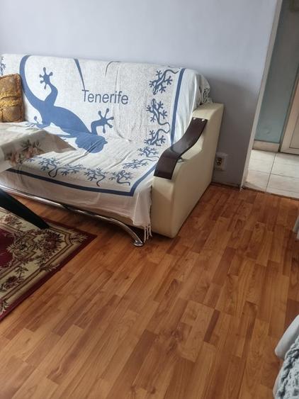 Apartament cu 3 camere semidecomandat în Sălaj