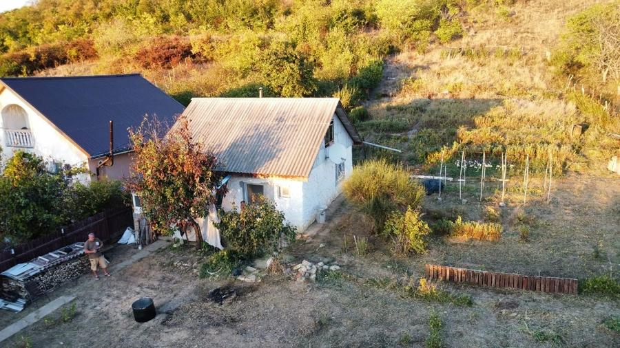Casă individuală cu 3 camere cu Teren 1360 Mp în Vlădiceni