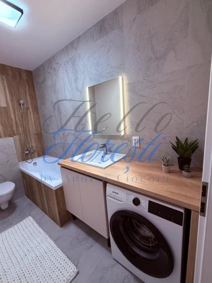 Apartament cu 3 camere semidecomandat în Florești